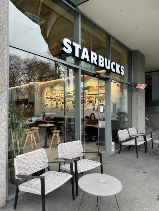 Starbucks Kafeterija